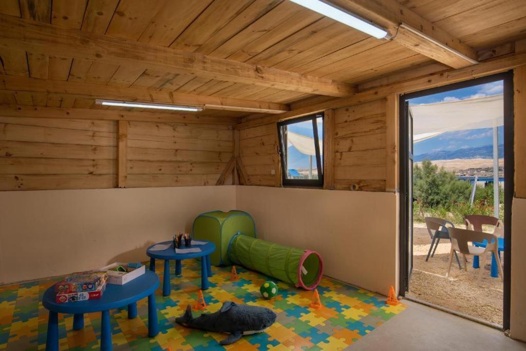 Izzi Mobile - Terra Park Spiritos Kolan